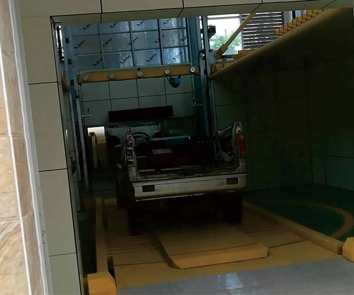 云龍梳齒垂直升降類機(jī)械立體停車(chē)設(shè)備